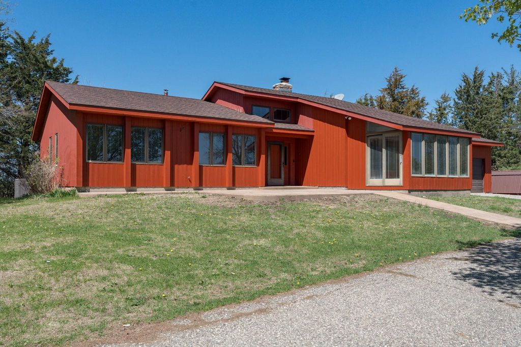 29558 Pumpkin Hill Road, Le Sueur, MN 56058 — photo 3