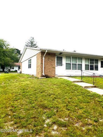 55A Edinburgh Lane A, Manchester, NJ 08759