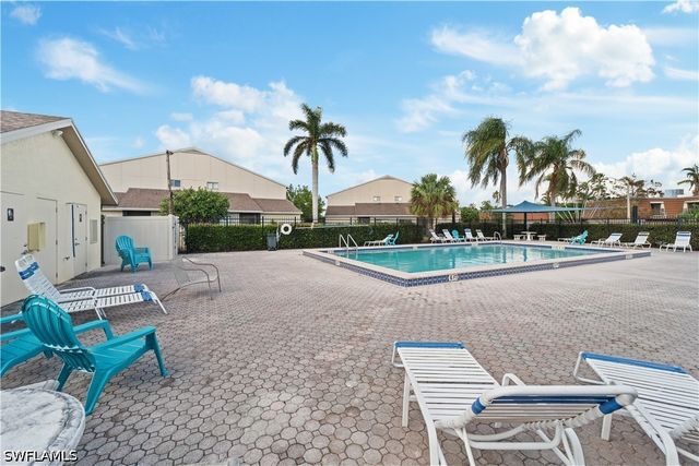 5212 Cedarbend DR 1, Fort Myers, FL 33919