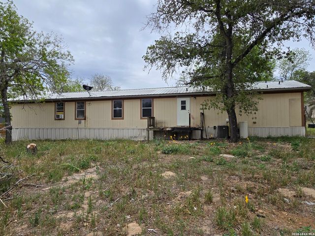 1819 Medina Circle, San Antonio, TX 78264