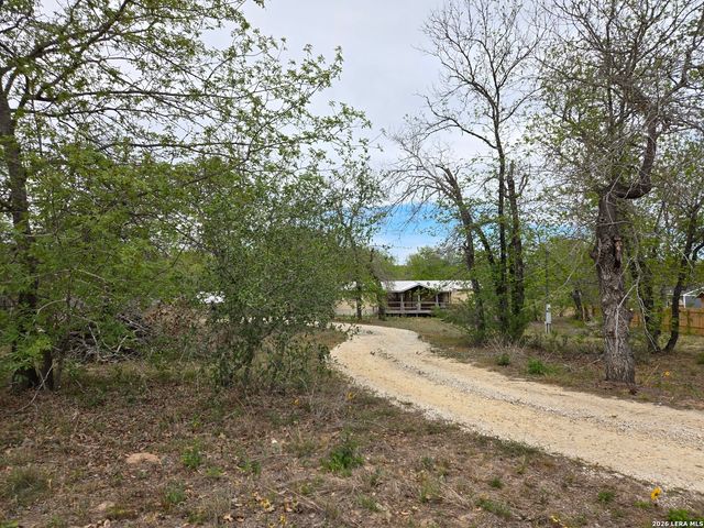 1819 Medina Circle, San Antonio, TX 78264