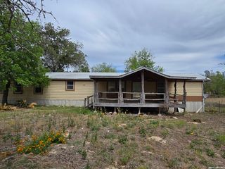 1819 Medina Circle, San Antonio, TX 78264