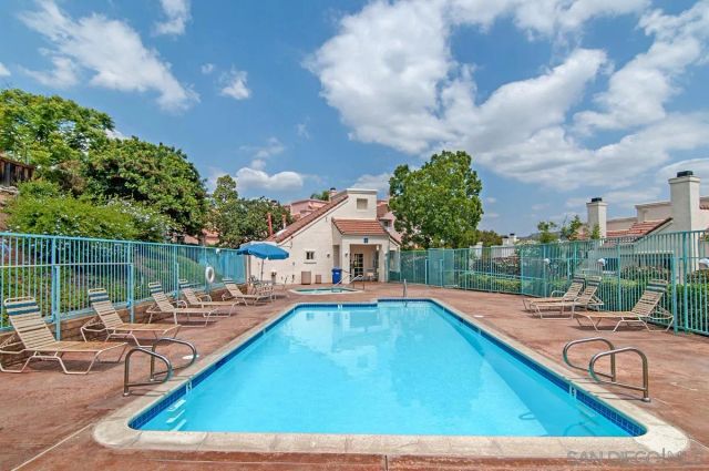 12083 Calle de Montana 219, El Cajon, CA 92019