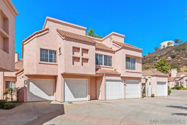 12083 Calle de Montana 219, El Cajon, CA 92019