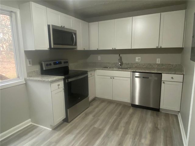1627 Line Circle, Decatur, GA 30032