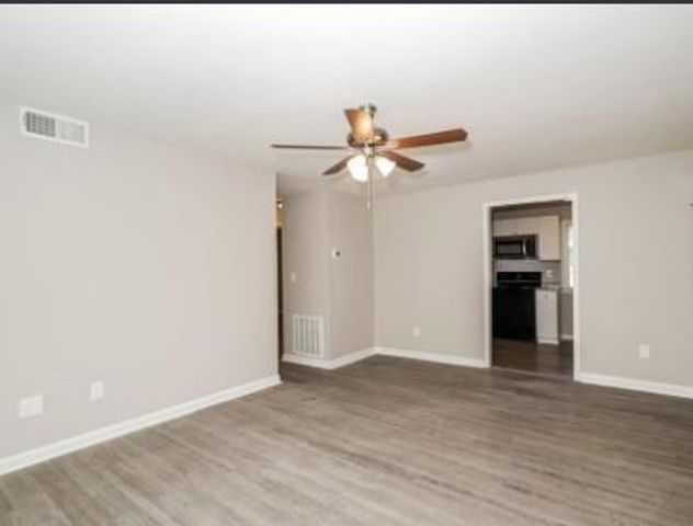 1627 Line Circle, Decatur, GA 30032