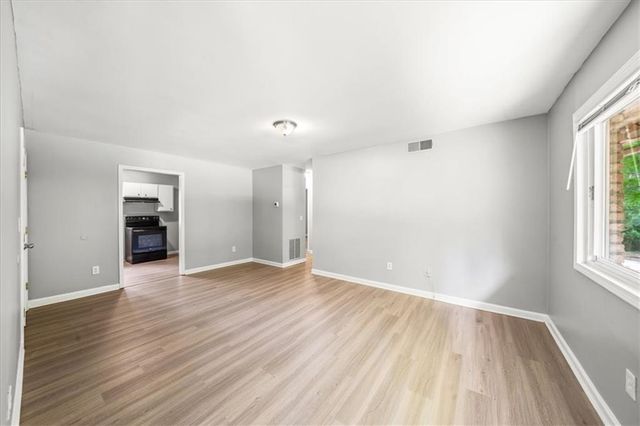 1627 Line Circle, Decatur, GA 30032