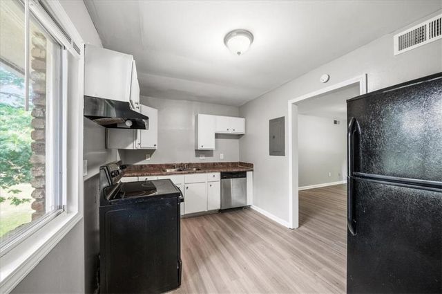 1627 Line Circle, Decatur, GA 30032