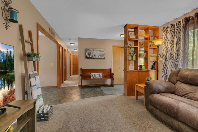 3025 Aadland Avenue NE, Buffalo, MN 55313
