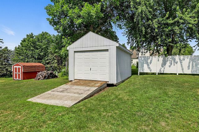 3025 Aadland Avenue NE, Buffalo, MN 55313