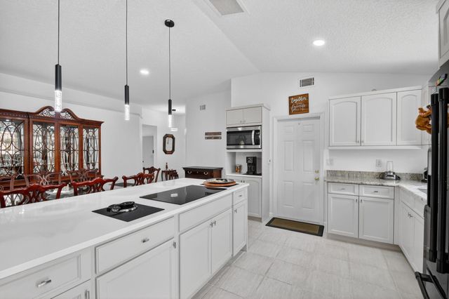 1084 Aspri Way, Riviera Beach, FL 33418