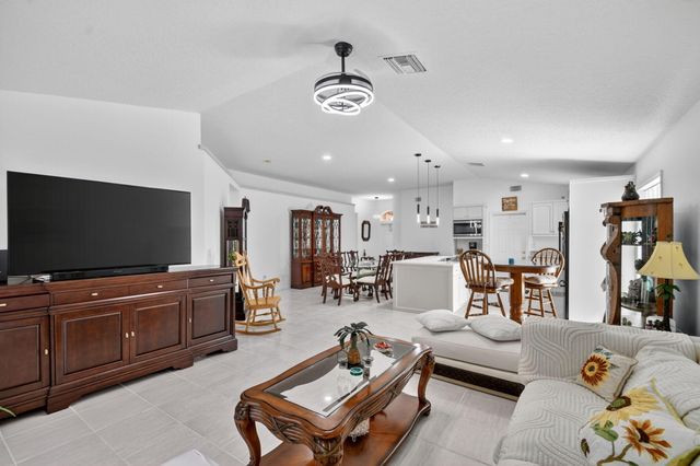 1084 Aspri Way, Riviera Beach, FL 33418