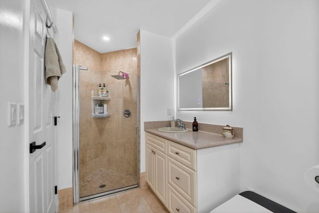 1084 Aspri Way, Riviera Beach, FL 33418