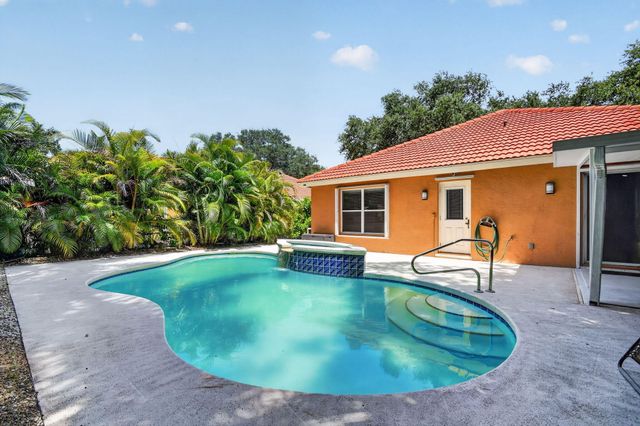 1084 Aspri Way, Riviera Beach, FL 33418