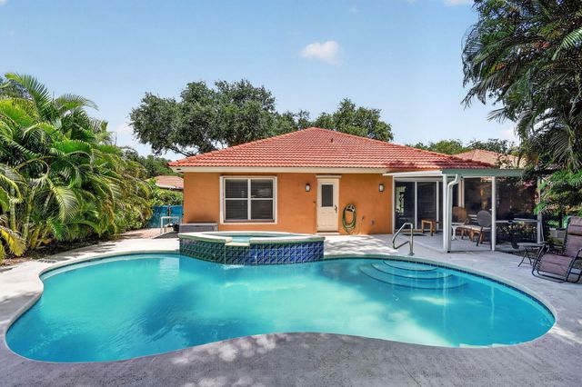 1084 Aspri Way, Riviera Beach, FL 33418