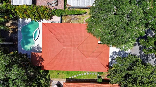 1084 Aspri Way, Riviera Beach, FL 33418