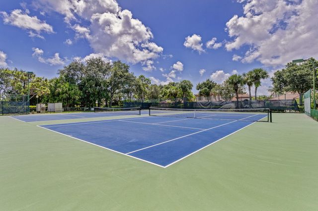 1084 Aspri Way, Riviera Beach, FL 33418