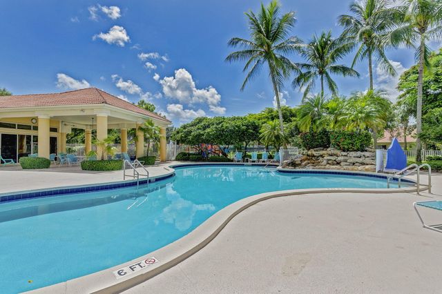 1084 Aspri Way, Riviera Beach, FL 33418