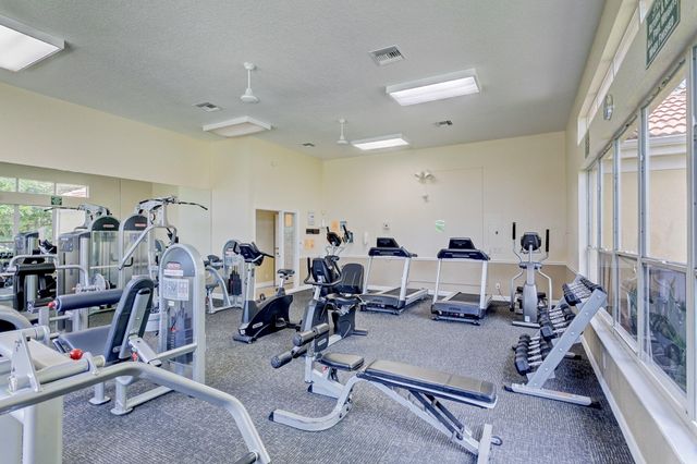 1084 Aspri Way, Riviera Beach, FL 33418