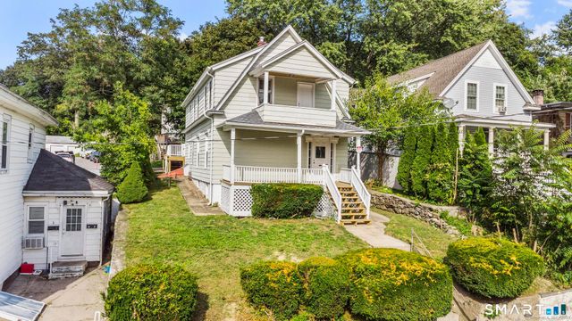 16 Oak Street, Norwich, CT 06360