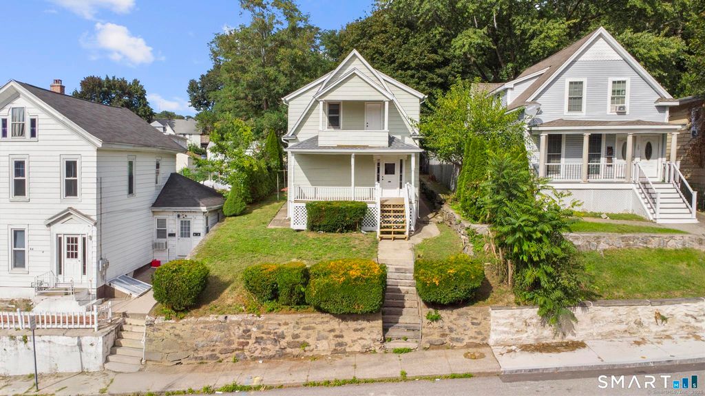 16 Oak Street, Norwich, CT 06360