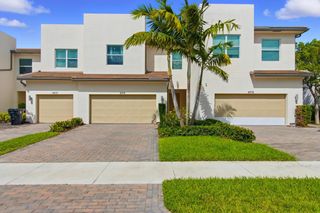 4874 Navali Drive, Lake Worth, FL 33467