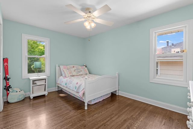 2652 Florida Avenue S, Saint Louis Park, MN 55426