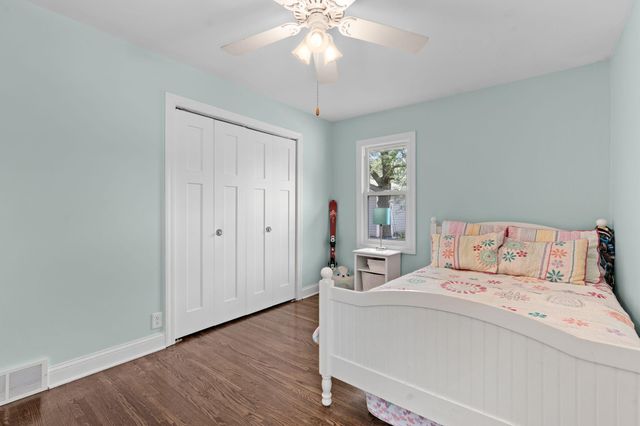 2652 Florida Avenue S, Saint Louis Park, MN 55426