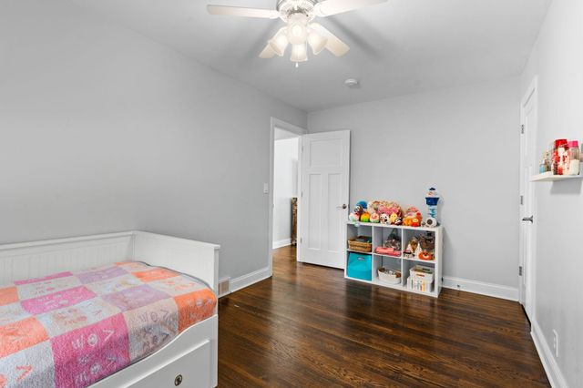 2652 Florida Avenue S, Saint Louis Park, MN 55426
