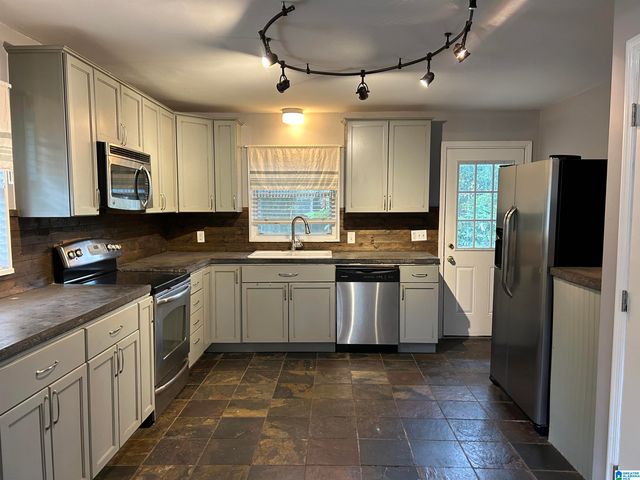 936 54TH STREET S, Birmingham, AL 35222