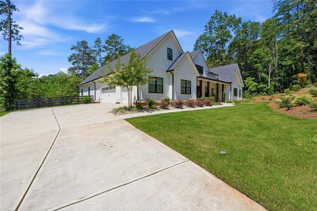 41 Birmingham Road, Ball Ground, GA 30107