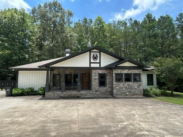 41 Birmingham Road, Ball Ground, GA 30107