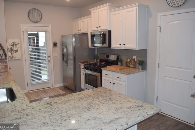 17 Ulsh Park Drive, Newnan, GA 30265