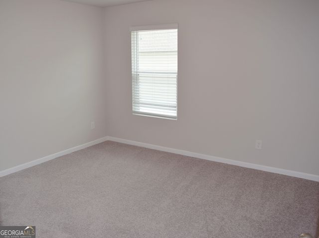 17 Ulsh Park Drive, Newnan, GA 30265