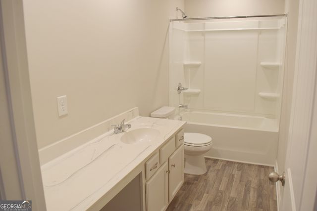 17 Ulsh Park Drive, Newnan, GA 30265