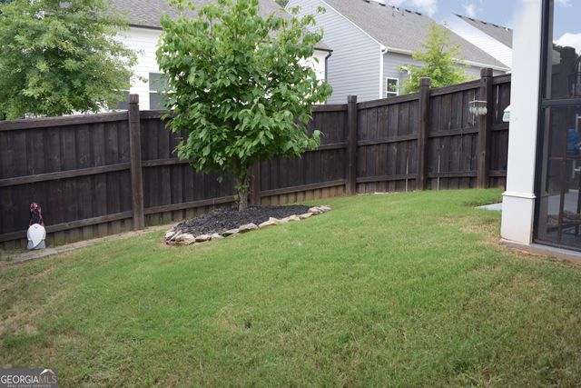 17 Ulsh Park Drive, Newnan, GA 30265