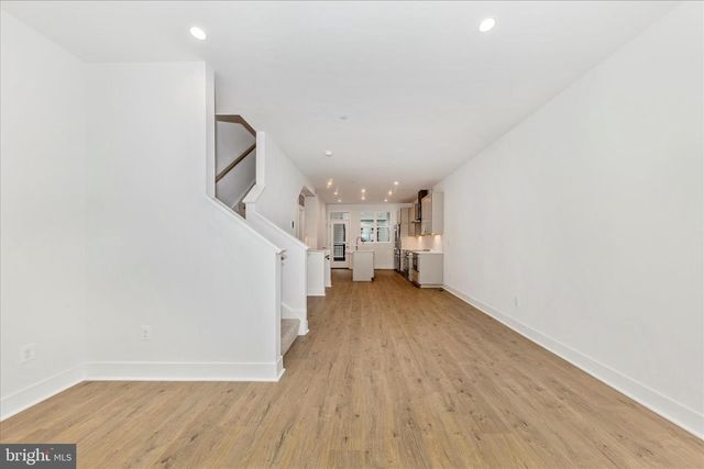 5410 GOSHAWK ALY, Bethesda, MD 20816