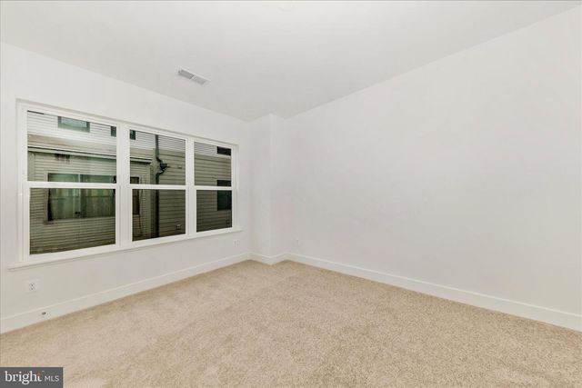 5410 GOSHAWK ALY, Bethesda, MD 20816