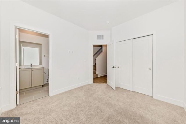 5410 GOSHAWK ALY, Bethesda, MD 20816