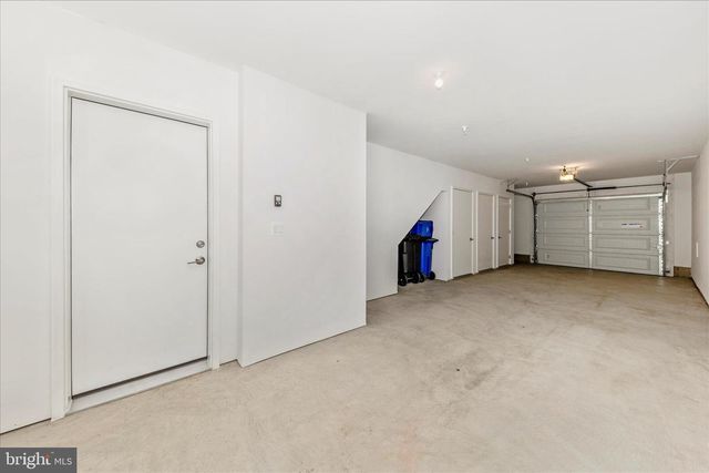 5410 GOSHAWK ALY, Bethesda, MD 20816