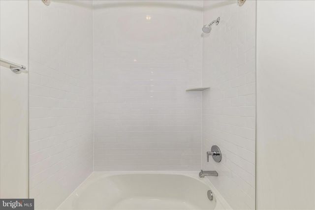 5410 GOSHAWK ALY, Bethesda, MD 20816