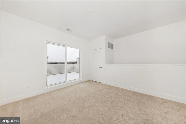 5410 GOSHAWK ALY, Bethesda, MD 20816