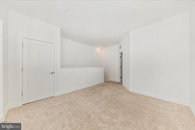 5410 GOSHAWK ALY, Bethesda, MD 20816