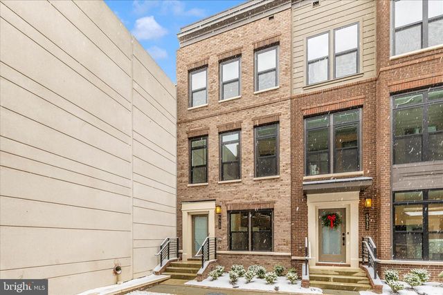 5410 GOSHAWK ALY, Bethesda, MD 20816