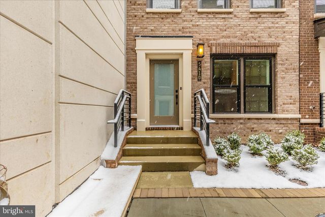 5410 GOSHAWK ALY, Bethesda, MD 20816