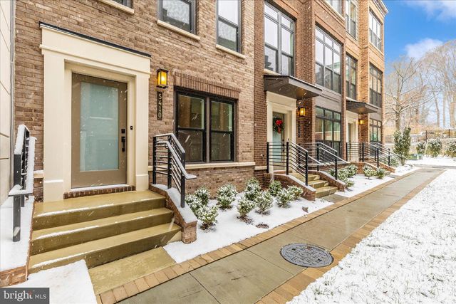 5410 GOSHAWK ALY, Bethesda, MD 20816