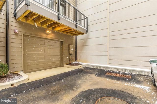 5410 GOSHAWK ALY, Bethesda, MD 20816