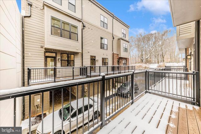 5410 GOSHAWK ALY, Bethesda, MD 20816