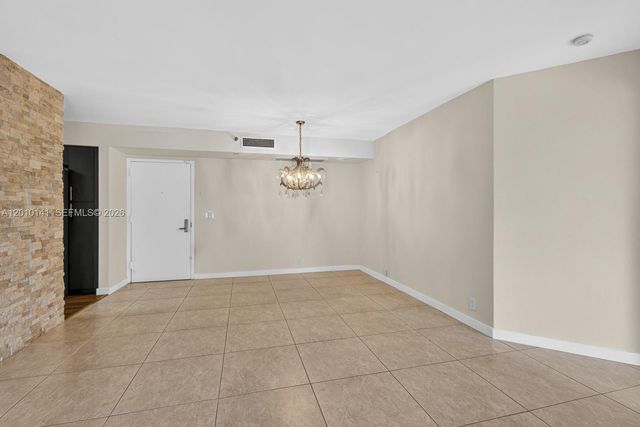 3500 Mystic Pointe Dr 302, Aventura, FL 33180