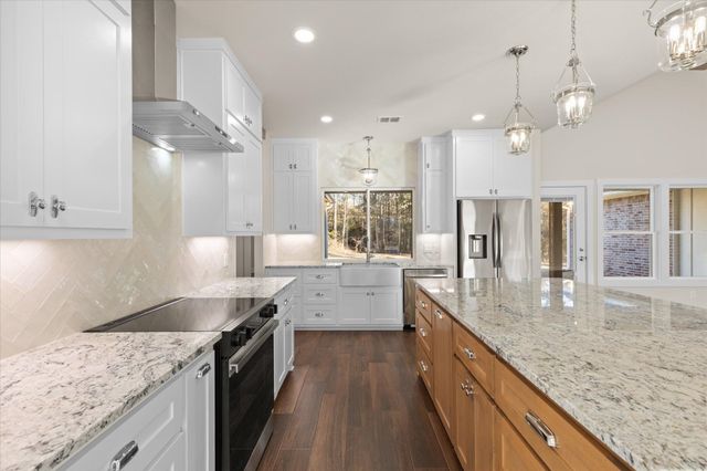 225 STONEBROOK CT, Gilmer, TX 75640